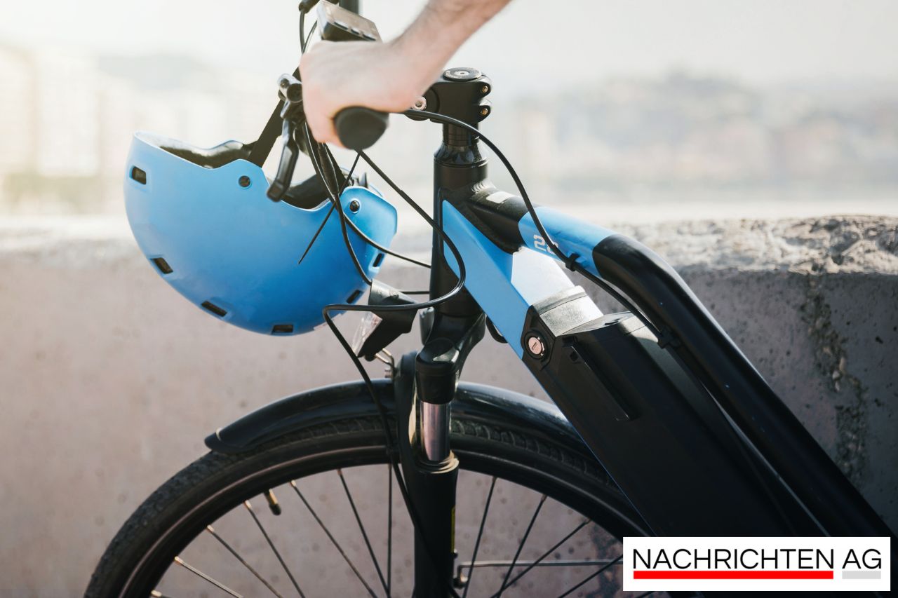 Kostenloses Pedelec-Training: Senioren lernen sicher Rad fahren!