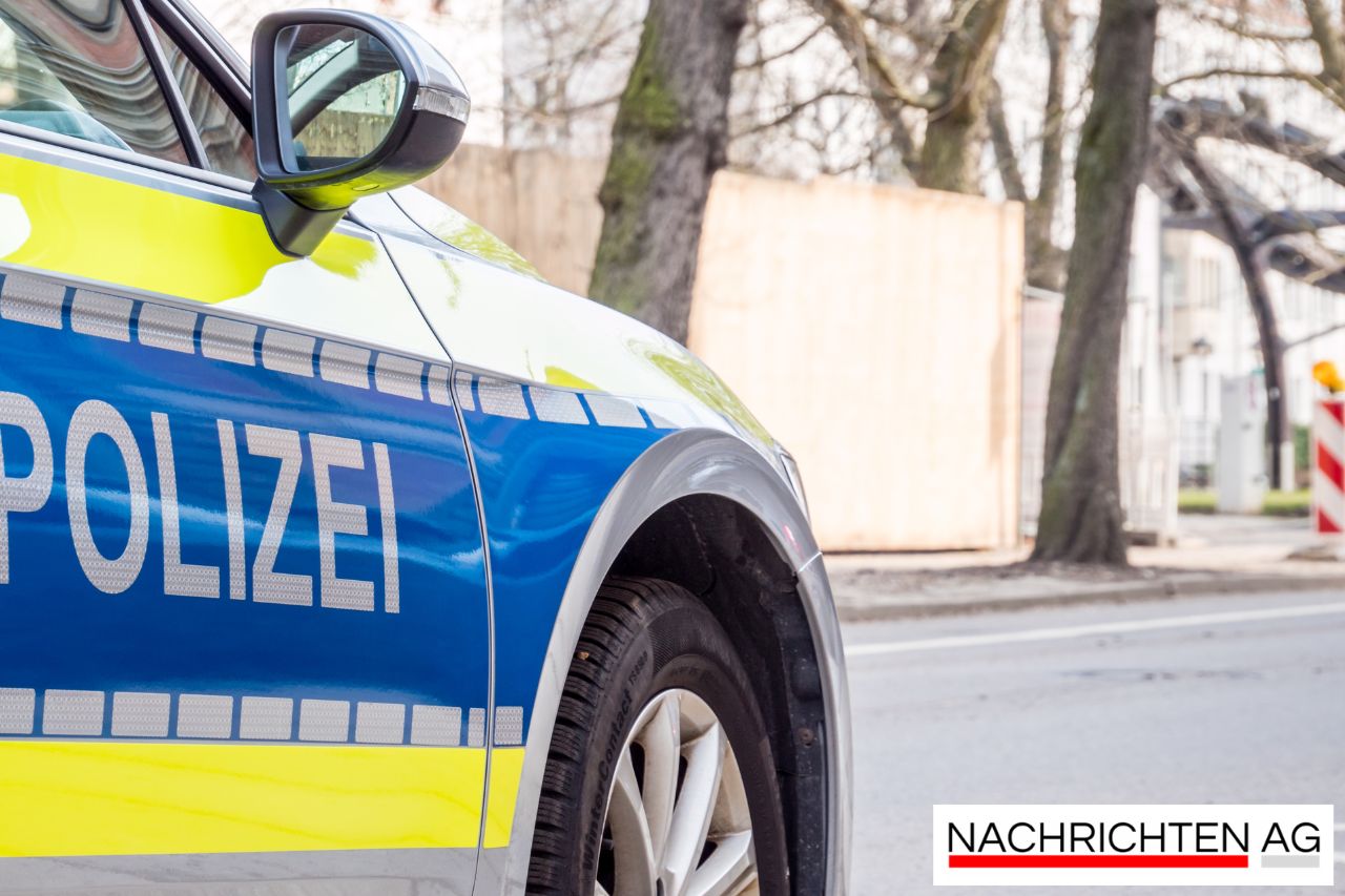 Alkohol am Steuer: Autofahrer trinkt bei Fahrt und wird gestoppt!